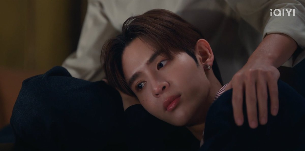 xxjdesu's tweet photo. เค้าก็ดูรักกันมากนี่นา 🥹🥹🥹

MR FANBOY CHAPTER 8 
#MrFanboyEP8
#JamesSu #witsamost https://t.co/VrjzuwdHBi