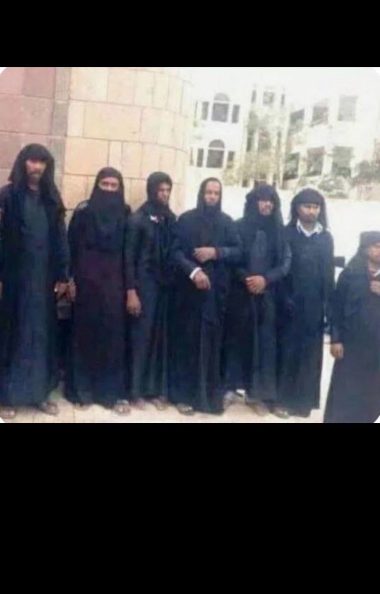 iil_i1j's tweet photo. @QUe49H ذولا رجالكم ها؟؟🤣🤣🤣🤣 https://t.co/J5Qi1oUuyS