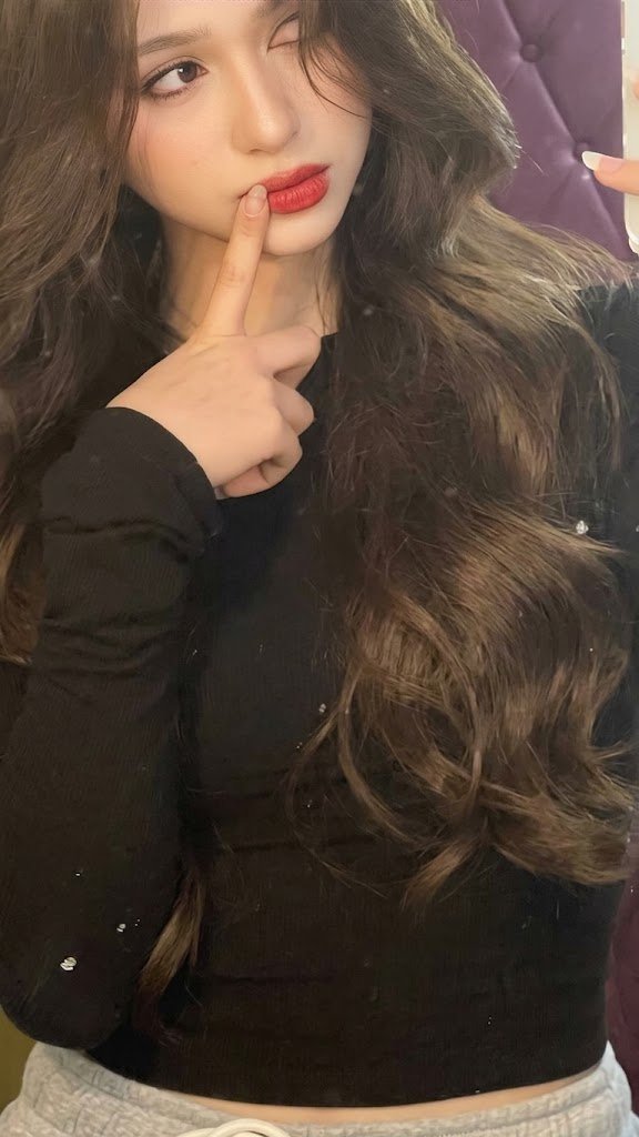 FoundnArchive's tweet photo. kathrina (expanded version) https://t.co/qIpV22UwxF