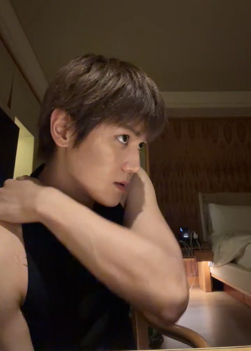 taeoxofiles's tweet photo. https://t.co/LOVRlTSqCm