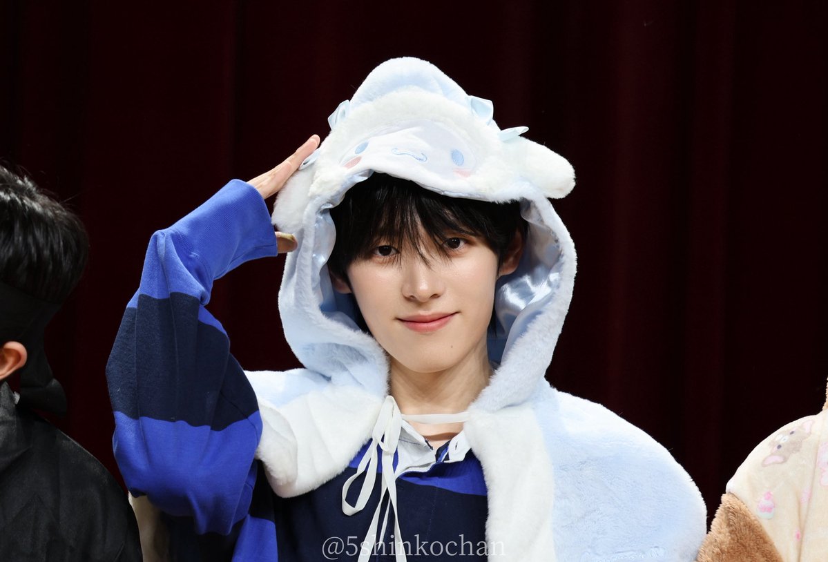 5shinkochan's tweet photo. 261016 makestar メクス

🐶🍥• . •🍥

#KO1KEYZ #코이키즈 #コイキーズ #오신행 #신행 #SHINHAENG #シンヘン https://t.co/lzshQJiQJw