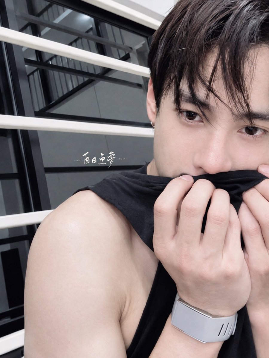 daydreamfish0o's tweet photo. respectfully, i’m down BAD. 😵‍💫❤
#BankArtit #FoolInLove https://t.co/We0b5VvQVl