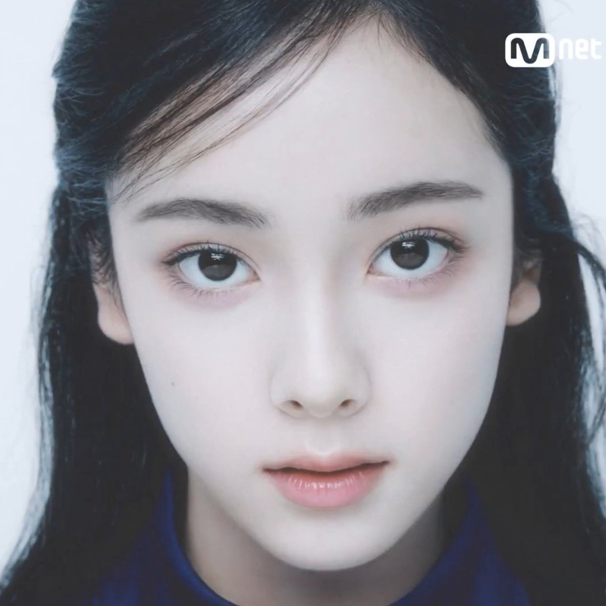 OAsis_05_'s tweet photo. 눈매가 상당히 고혹적이십니다 https://t.co/kv3sjTW8Po