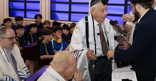 pchopner's tweet photo. #MazalTov! https://t.co/WoszPq1SkX https://t.co/mlvUYLmNY6