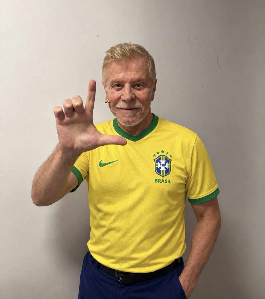 RomuloBDias's tweet photo. O Caco Antibes, que ODEIA pobres, entendeu o que está em jogo nessas eleições

Miguel Falabella sempre genial 👏🏽 https://t.co/yHI5rrKrAZ
