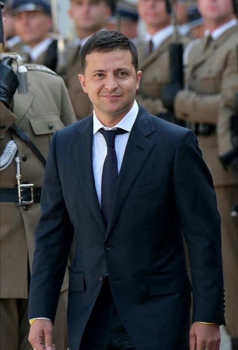 QAnonObserver's tweet photo. 🚨 Zelenskyy warned that if Russia is not stopped, it could attack other European countries. Do you agree with his warning?

A) YES — Russia must be stopped.
B) NO — Europe should avoid escalating the conflict. https://t.co/WTeX3lI9Uw