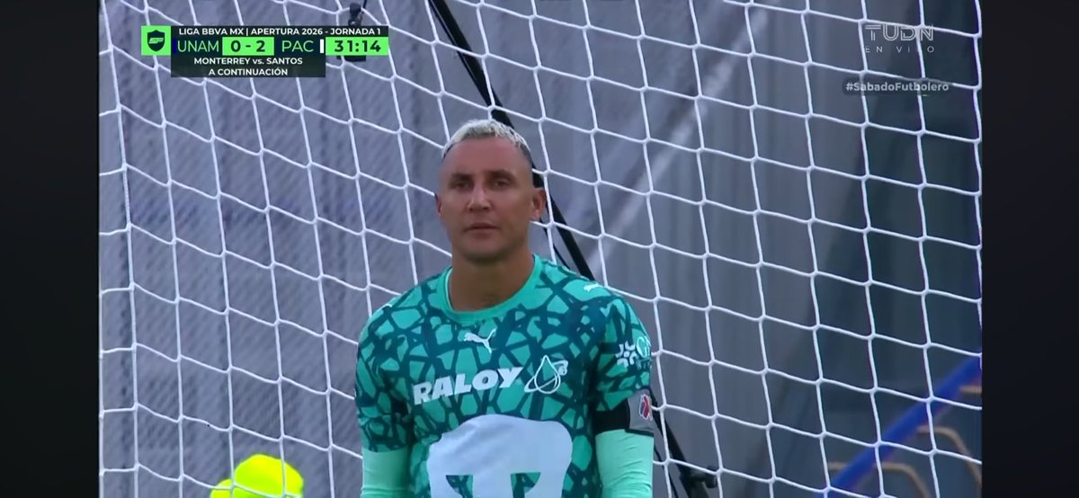 AyhanRMCF's tweet photo. Ex-JDT manager derby in Mexican League 😂

Esteban Solari managing Keylor Navas

Benjamin Mora managing Salomon Rondon

All universe collided 😂😂 https://t.co/VjTooqNq2V
