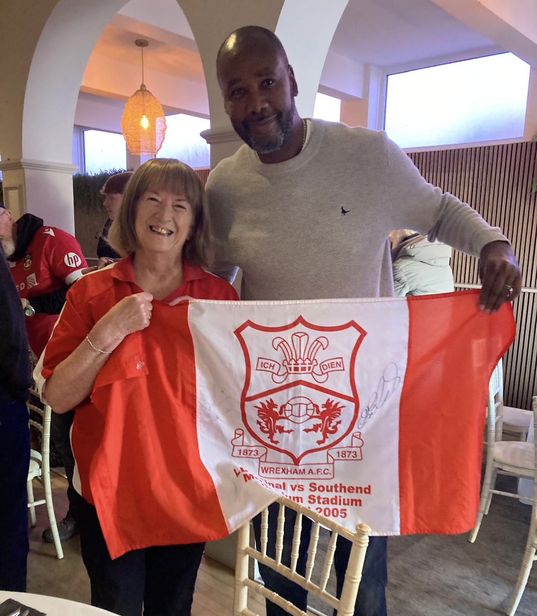 ann_butler23's tweet photo. Today was all about Wrexham winning, past and present. Let’s drink to victories! 🥂🍺🍻🍷 https://t.co/3p8cQpHBew