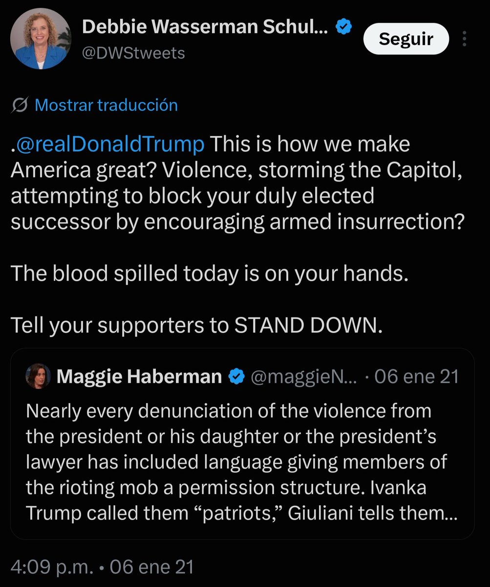 humbertocelli's tweet photo. Fui el primero en advertir el error político de María Corina Machado al acercarse a Debbie Wasserman Schultz, congresista demócrata enfrentada al Presidente Donald Trump y a Robert F. Kennedy Jr. 

Su alianza con figuras de la vieja política venezolana confirma sus contradicciones y su falta de coherencia estratégica.

Por estas y otras razones, Machado jamás tendrá el apoyo del Presidente Trump, cuya reacción ante estas contradicciones responde a una lógica política elemental. 

La arrogancia, el personalismo y la falta de criterio estratégico tienen consecuencias. Venezuela necesita principios y liderazgo, no culto a la personalidad.