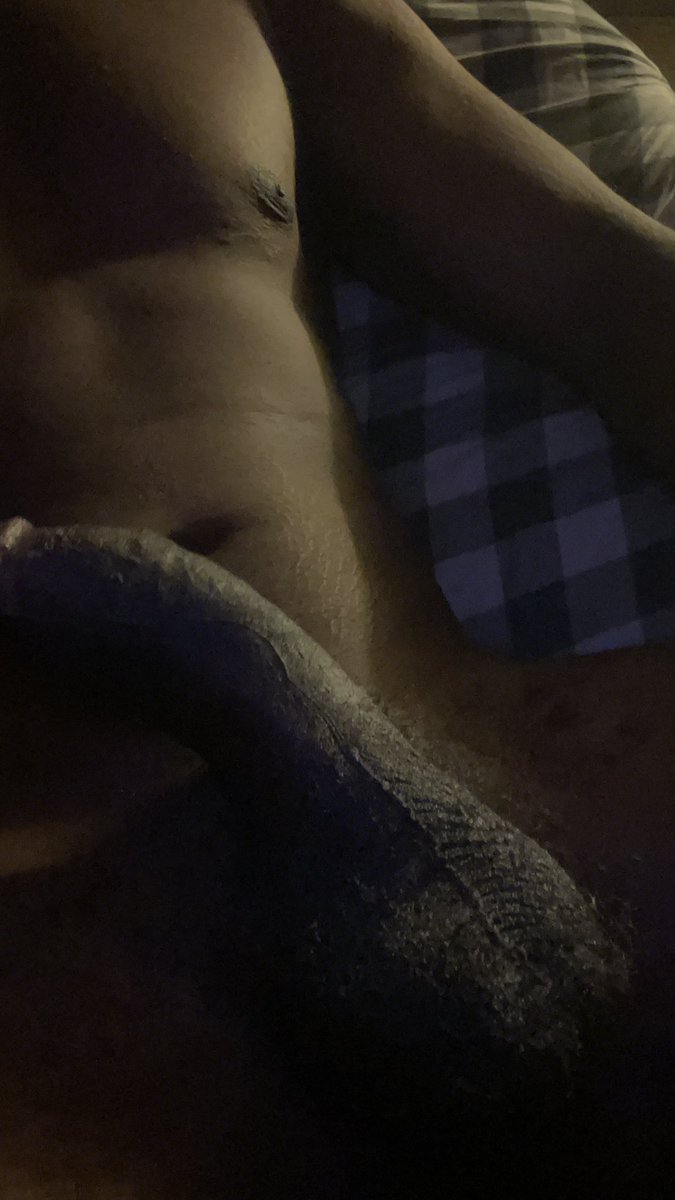 efro7br's tweet photo. New to #nsfwtwt 
Intro
♤ African American/Native
♤ 19M
♤ 9" curved dick
♤ Dms open

🍫 

♡ &amp; rt to be mutuals
#nsfw #bbc #bnwo #horny #cum #mutuals https://t.co/Q2SXURdkou