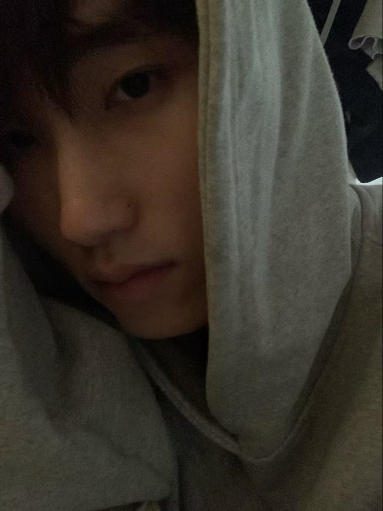 liu6666D's tweet photo. 一晃又是一年🍂 https://t.co/G9hwwYkGhb