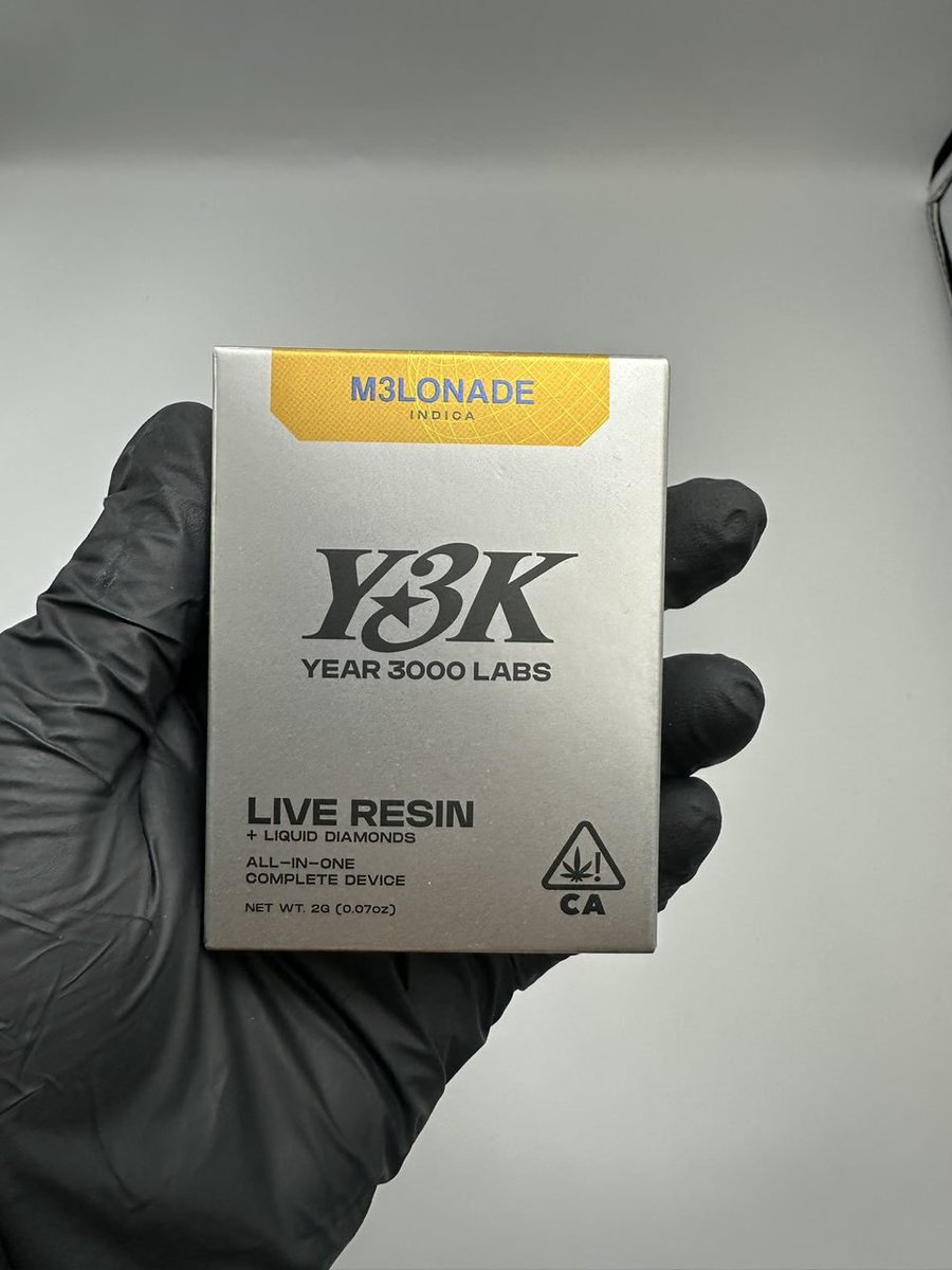 DarkDispensary's tweet photo. NEW Y3K LIVE RESIN 2G DISPOSABLES https://t.co/rA9BPevSmp
