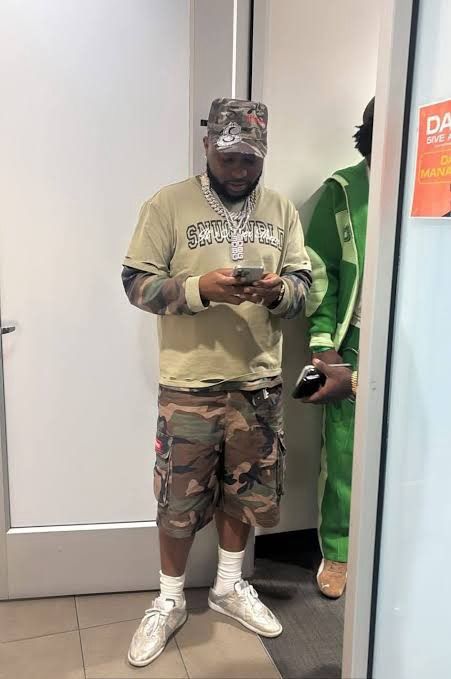 OfficialBlog_UR's tweet photo. Davido’s camo fits never miss💛 https://t.co/8k3DZCAKt1