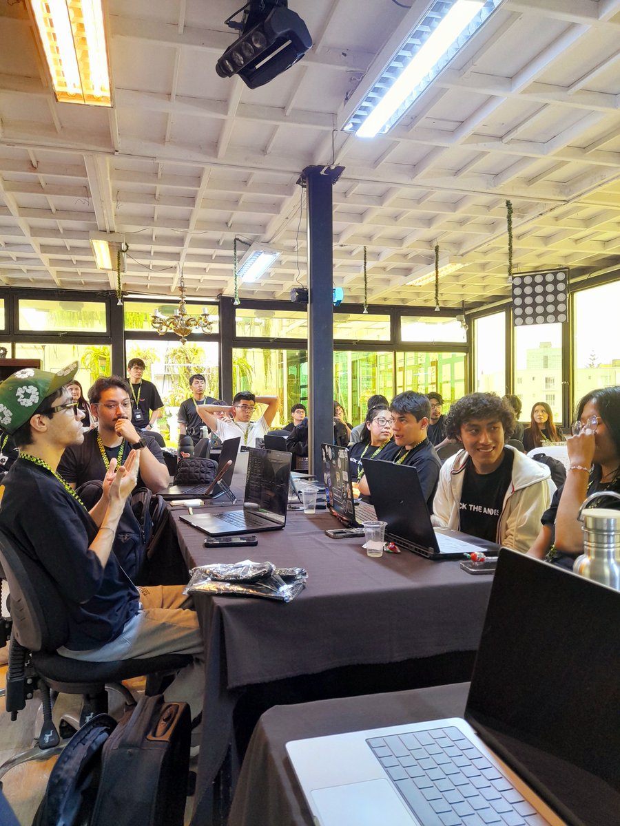 urdaydev's tweet photo. Weβre just getting started β°οΈ
Happy building! π¨βπ»
#HackTheAndes https://t.co/x53pFtXEpL