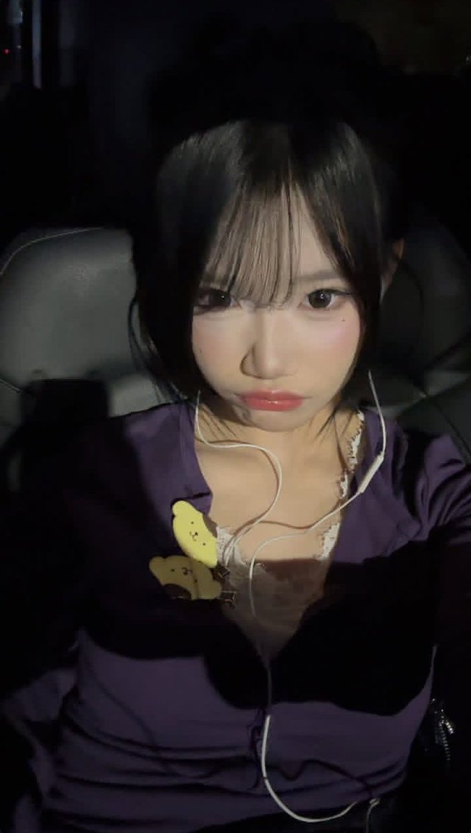 gen12randomclip's tweet photo. Kimmy😗 https://t.co/UzeKwNlvda