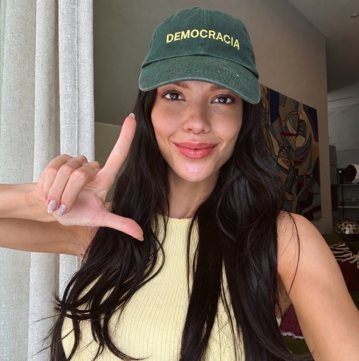updatecharts's tweet photo. Vitória Strada declara voto em Lula. https://t.co/XKntMhlTwG
