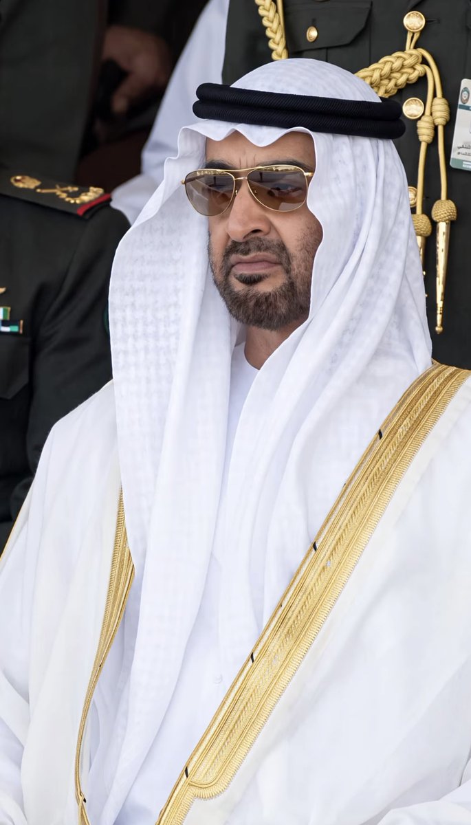 M___R1212's tweet photo. أشارة منه تسعدهـم … هبية الشرق الأوسط 🇦🇪 https://t.co/U6rFGHZWTT