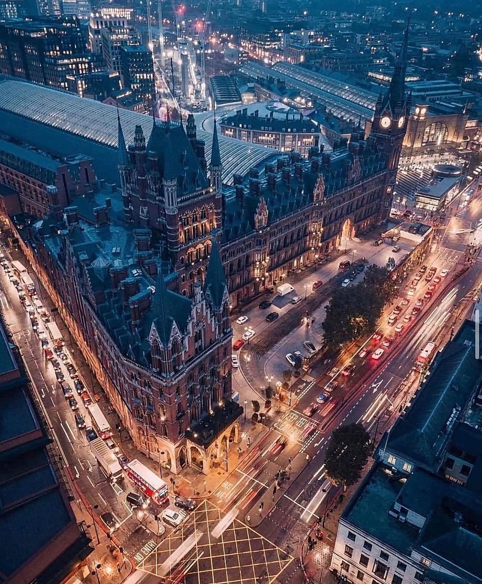 naturebeauty760's tweet photo. London, UK 🇬🇧 https://t.co/9L5hofADZB