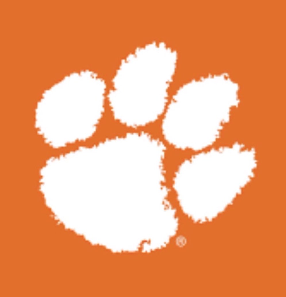 N3XTrecruiting's tweet photo. Class of 27, 28, 29, JUCO &amp; Portal! If you are interested in being recruited by Clemson (@ClemsonFB) Please COMMENT film, Retweet &amp; DM us. Sending over athletes for evaluation! https://t.co/xvtgF9QXEf