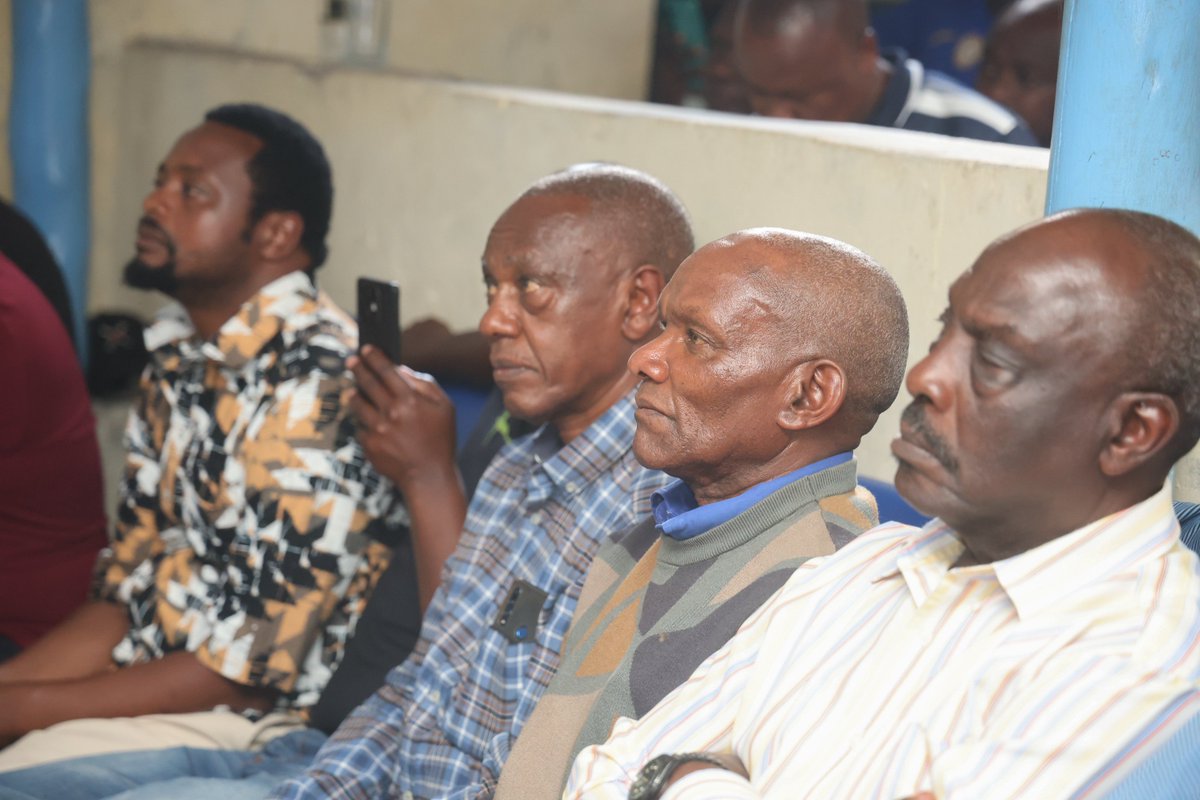 HEBabuOwino's tweet photo. Today, we held a successful baraza with elders from the Mt. Kenya community in Ng’ando Ward, Dagoretti South Constituency.

They shared the challenges facing Nairobians, particularly residents of Dagoretti South. Their deep understanding of these issues was truly impressive.

We will continue tapping into their wealth of wisdom as we work towards a better Nairobi.