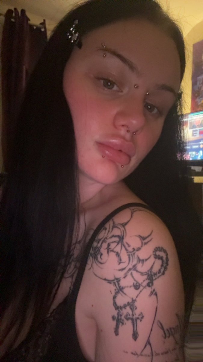 Cry4Dolly's tweet photo. squeaky clean 🧼 🫧 https://t.co/BuaNTCQodV