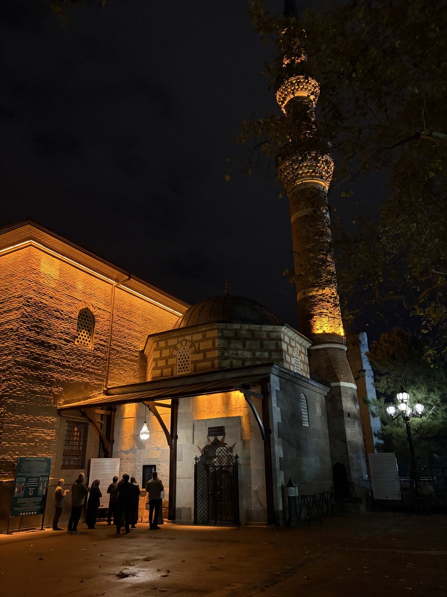 TarkanZengin's tweet photo. Ankara’nın manevi muhafızı Hacı Bayram Veli Hazretleri’nin huzuru… https://t.co/vbya5pDppg