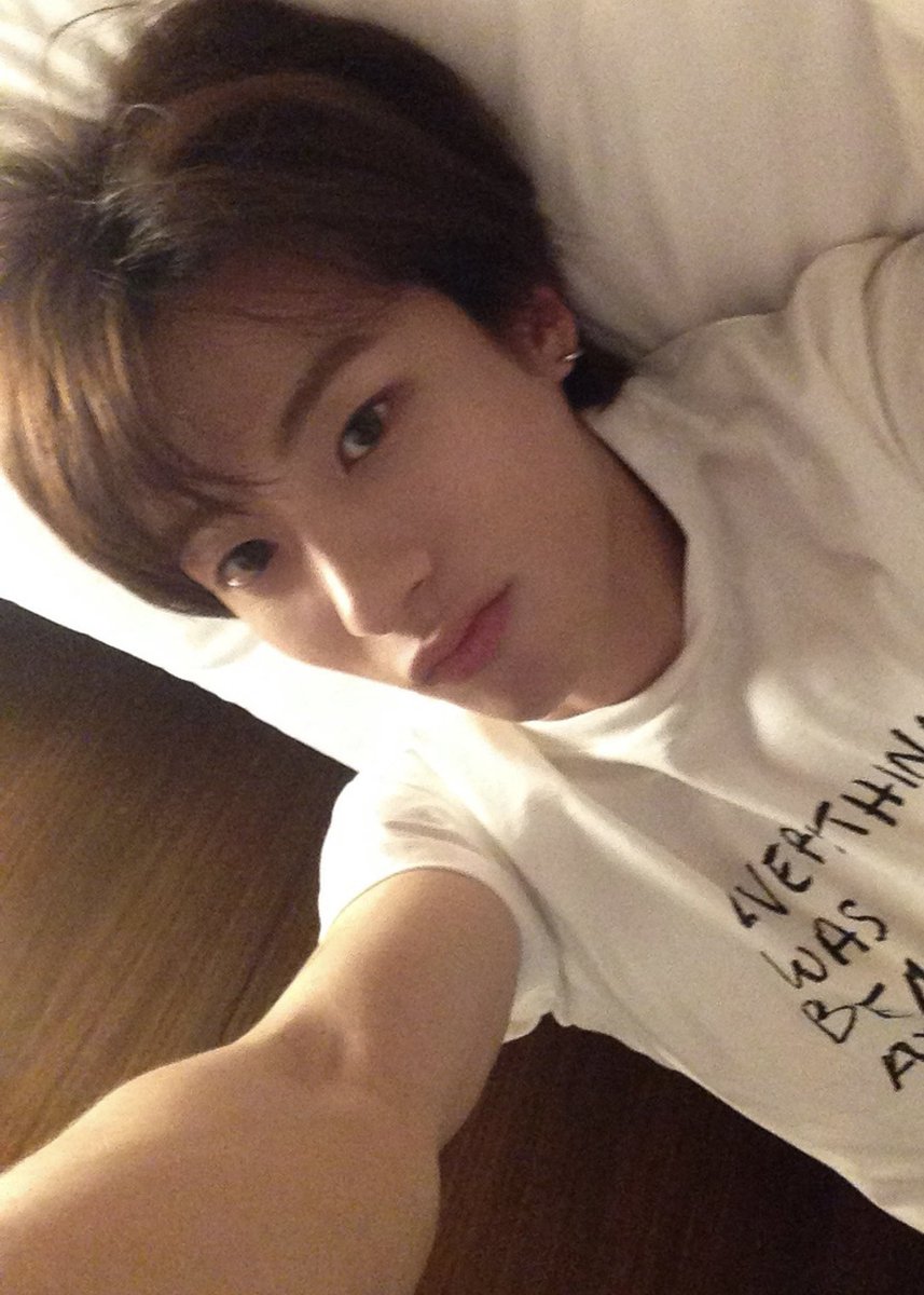 asbaguette's tweet photo. อย่าปล่อยให้แอนตันนอนเตียง เพราะกุคงได้นอนตาย 😭 https://t.co/5htG6jNK9g