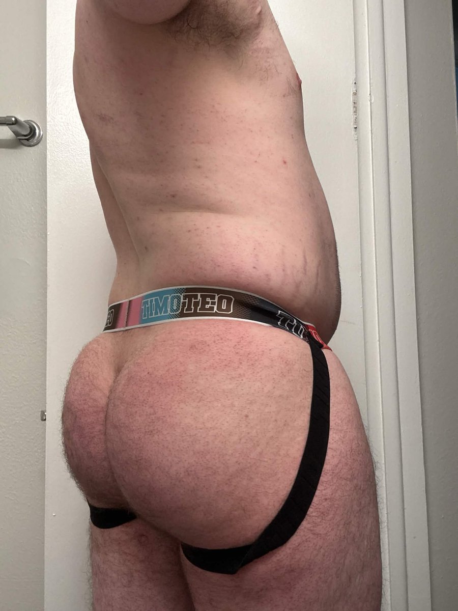 Rocky_Asmodean's tweet photo. Late separate entry for #HumpDay 

#gaybear #gaymuscle #bubblebutt #fatass #ThickthighsSaveLives https://t.co/2uRv0VK2Fa