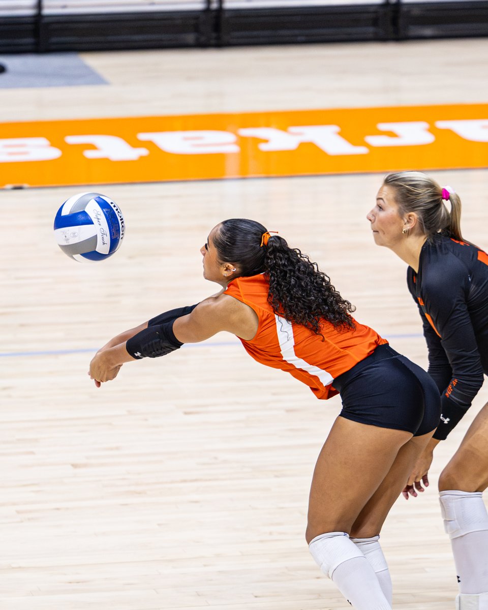 BearkatsVB's tweet photo. A little something from set one.
#EatEmUpKats | #BePartOfIt https://t.co/BIBhEAuLaW