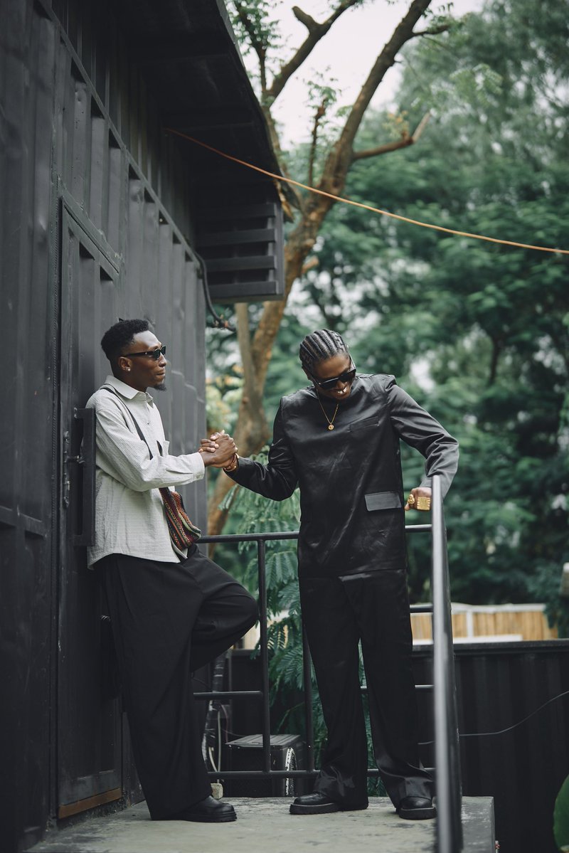 OfficialRhaffy's tweet photo. New @DwinTheStoic &amp; Rhaffy R&amp;D Album out now https://t.co/OwPp3D8AOq https://t.co/hYFsofEsy7