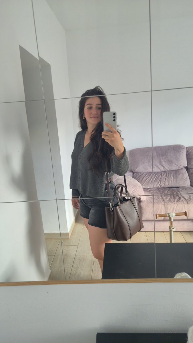 guevaralondra's tweet photo. ✨️ https://t.co/hxvX0324xz