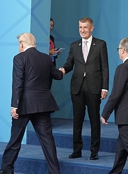 JanLipavsky's tweet photo. Andrej Babiš nemá u světových lídrů respekt. https://t.co/CiezxjBM3j
