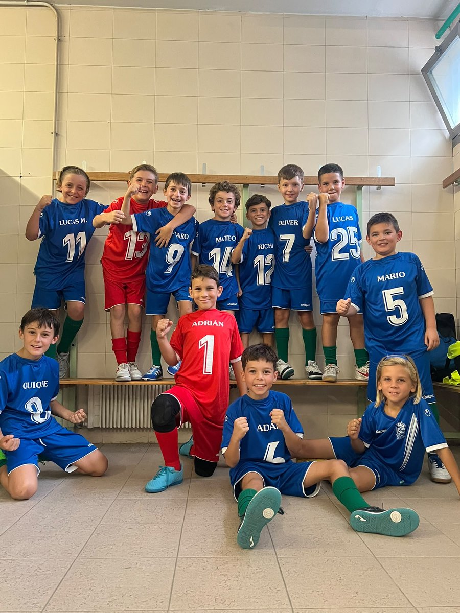 1mostolesfs's tweet photo. 💙⚽ FINAL

BENJAMÍN A 🆚 Malvar

5️⃣-3️⃣ ¡Victoria de nuestro BENJAMÍN A!

Partido trabado, condicionado por la falta de acierto de cara a portería, pero los nuestros supieron sobreponerse y sacar el partido adelante como equipo.

Siempre y solo Móstoles!!!

#canteraazul 💙 https://t.co/o9vpvV52lC