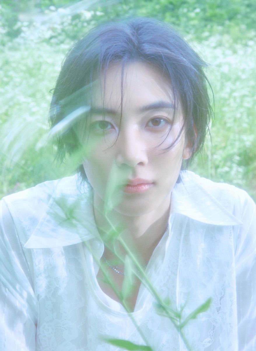 haniwadda's tweet photo. IDOL JEONGHAN IS FINALLY MAKING HIS FIRST FULL COMEBACK IN 2 YEARS TODAY (OCT 18) 😭

- jeonghan’s first music show pre-recording in 2 years
- jeonghan’s first time performing on a music show stage in 2 years
- jeonghan’s first proper performance in 2 years
- jeonghan’s first time singing and dancing to his own new unit song in front of carats in 2 years
- jeonghan’s first time attending a music show in person as an idol in 2 years
- jeonghan’s first individual music show fancam in 2 years will finally be filmed today
- jeonghan’s first intimate talk stage with carats in 2 years
- jeonghan’s first music show ending fairy in 2 years
- (what else?😭)

ALL OF THIS IS HAPPENING TODAY!!! 😭😭😭 SO EXCITEDDDD! GOOD LUCK JEONGHAN💕💕💕