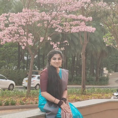 VertigoWarrior's tweet photo. A single video changed her perspective on life; now she wants her inspiration at her wedding.

Arundhati from Kerala, who considers CM Yogi Adityanath her elder brother after his words taught her the strength behind tears, has sent him a handwritten invite for her Dec 20 wedding. A lesson that became a lifelong bond! ❤️🙏