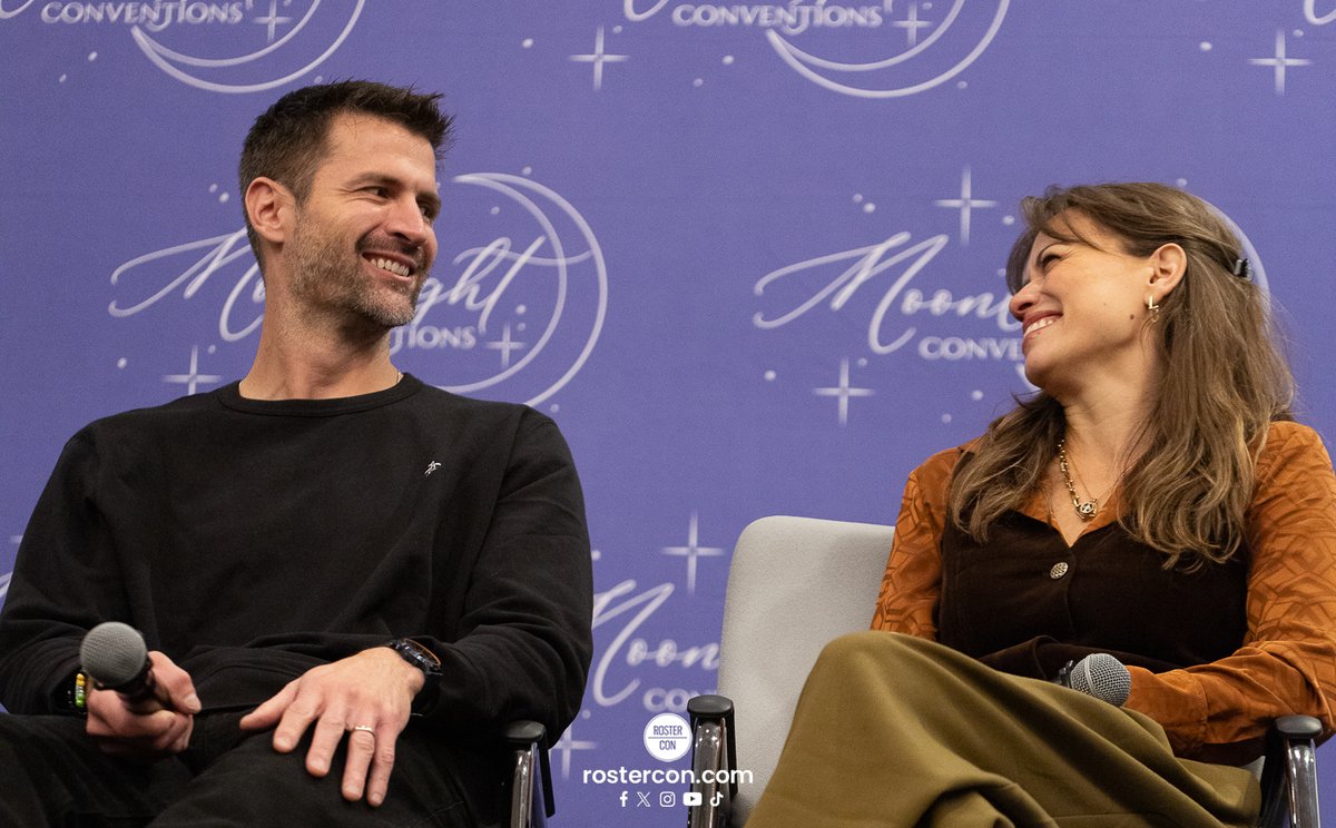 RosterCon's tweet photo. #THIYH3 - De nouvelles photos sont disponibles, celles du panel avec James Lafferty &amp; Bethany Joy Lenz // New photos are available, those from the panel with James Lafferty &amp; Bethany Joy Lenz #OTH

👉 https://t.co/ogOLuDPm5E https://t.co/qmwzsinWgl