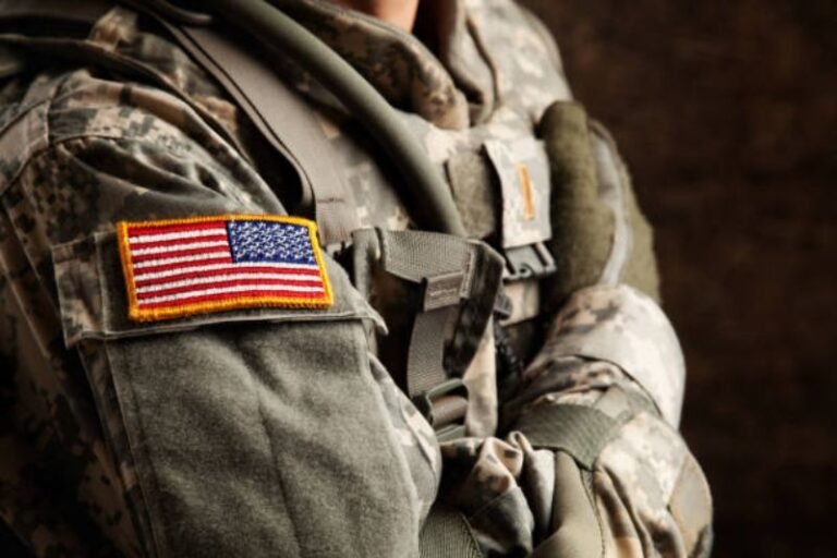 Col_Informa's tweet photo. 🚨 Esto recuerda abusos de niñas y adolecentes por militares norteamericanos en el marco del Plan Colombia en los años 2003-2007 y la inmunidad diplomática que impidió juzgar a los militares estadounidenses.

🔎
https://t.co/YXBfsSWwxN https://t.co/ahKpajcbVY