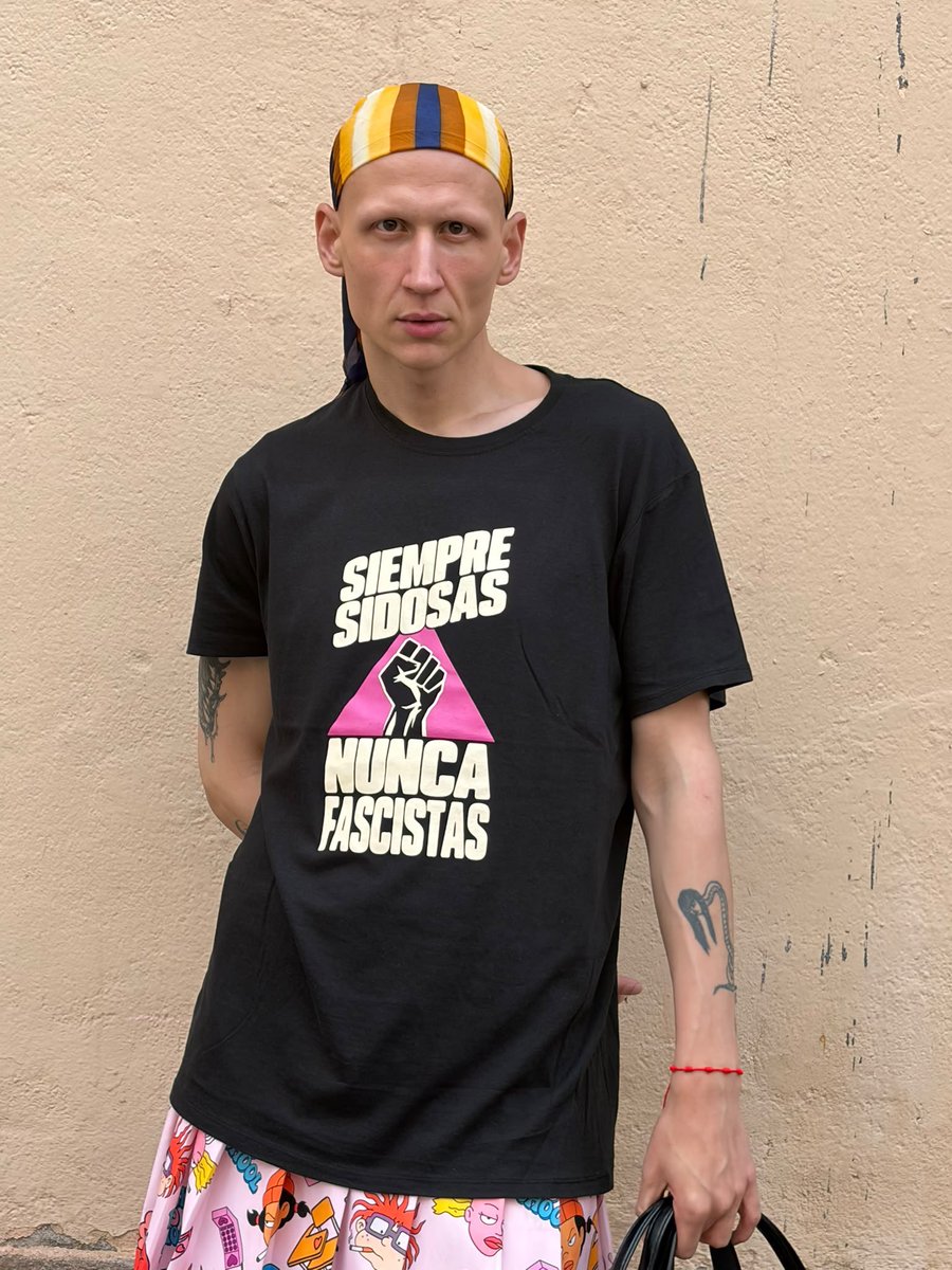 Cao_Kaal's tweet photo. SIEMPRE SIDOSA, NUNCA FASCISTA. Camiseta que nos hemos hecho desde Generación+ https://t.co/KXpRdWRIMF