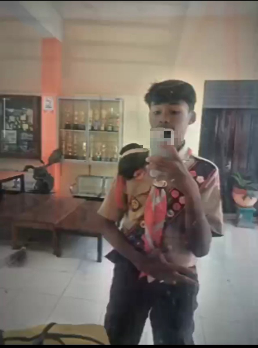 Afriananda64238's tweet photo. #gaysragen #gayjateng https://t.co/aaClbas2QM