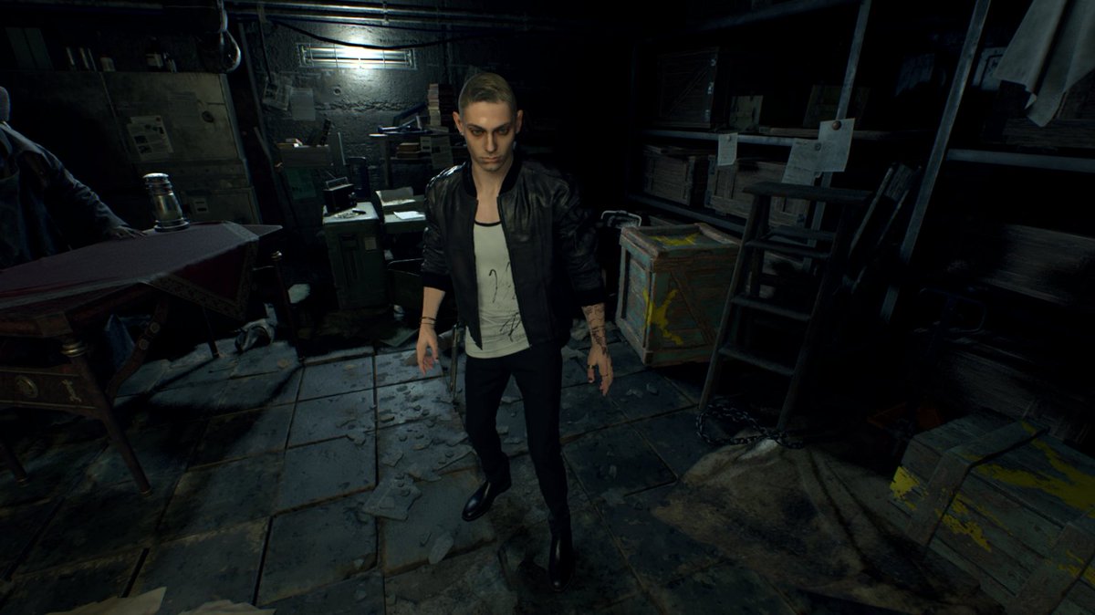 AlexGreyhound's tweet photo. After much effort, after obtained Yuri mod from amazing @keff0m and a failed attempt to do it myself, an incredibly kind friend from RE Wiki installed it on his PC and now I finally have images of REV3's Yuri, the disrespected russian criminal who helped Wesker in 2003 #REBHFun https://t.co/tTdA7YTVcG