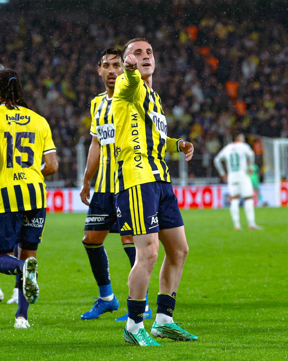 Fenerbahce's tweet photo. 7️⃣ @keremakturkoglu! https://t.co/1CNlPxcBIY
