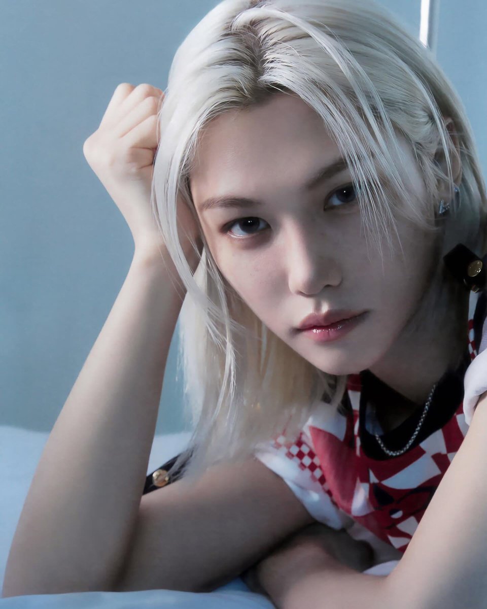 bbokiezip's tweet photo. 🪽·˚ ⊹ ࣪ ˖ #felix https://t.co/Rklu8oVkmk
