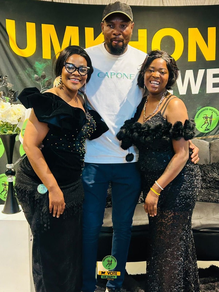 MkhontoweSizwex's tweet photo. The revolution cleaned up nicely! 🥂✨ Gauteng Ground Force brought revolutionary elegance to its First Annual Gala Dinner. Different dress code, same revolution, unchanged mandate! ✊🏿
#RunJozi #MKParty #GautengGroundForce #BonganiBaloyiMKPGreaterJHBMayor https://t.co/ARDRRraTNB
