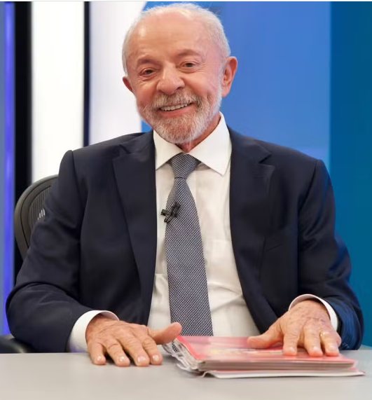 Mario_shitpostB's tweet photo. 🚨 ELEIÇÃO  🚨
Influencer e ex-predador vulgo Mike baguncinha kids, declara apoio ao Lula:

"Graças ao Lula, a idade de consentimento pra sexo é de 14 anos (bem q poderia ser 8 anos né kkk brincadeira) esses bolsonaristas quer aumentar pra 18 anos e impedir a muie de votar. NOJO" https://t.co/xaFVaNOnHm
