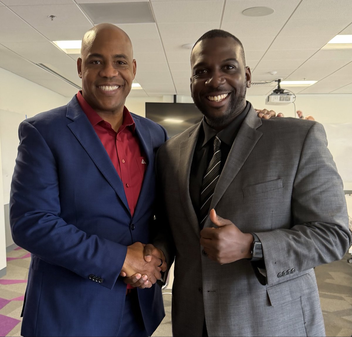 iamChiCodez's tweet photo. An honor connecting with Anton J. Gunn — former White House Senior Advisor under President Barack Obama, Founder &amp; CEO of 937 Strategy Group, and respected voice in executive leadership and organizational excellence. https://t.co/44AnHBvtL5