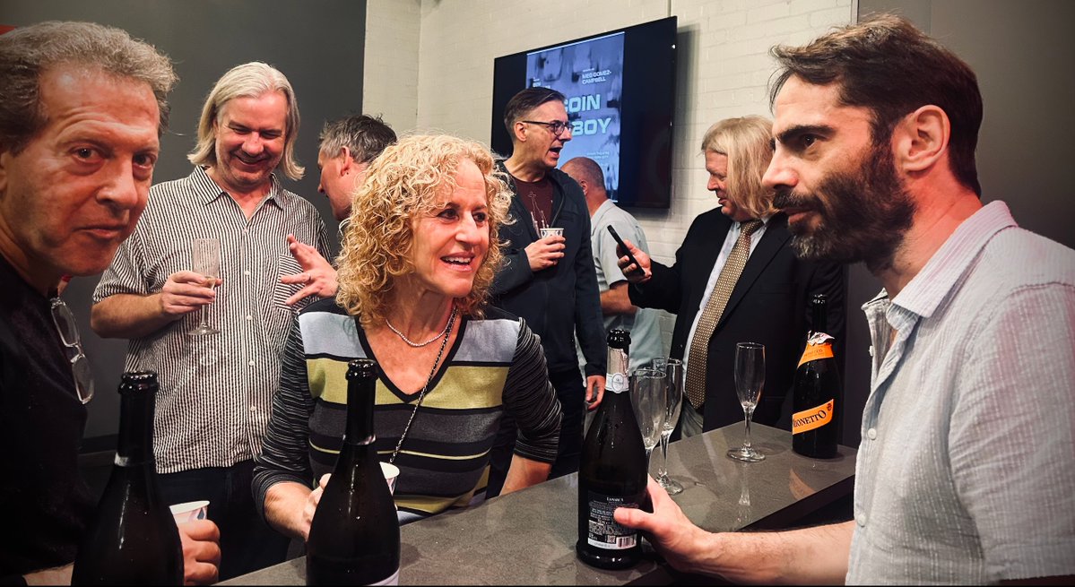 btschiller's tweet photo. Thanks @YAPGlobalTeam @ACJRnetwork for sponsoring drinks at Opening Night. (@debranita28 @MollyJZuckerman) 

And thanks to this CoinDesk crew for turning out to support. Much love. 

Bitcoin Bad Boy continues at the Chain Theatre, NYC, until 10/25. https://t.co/P5K6xDlNgW