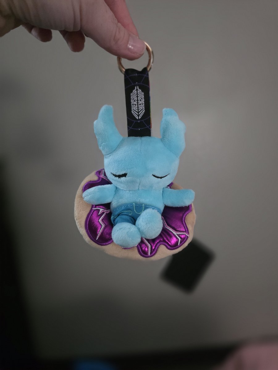 riliefaith's tweet photo. Scored the RAREST #kodacake today! 
@OthersideMeta @BoredApeYC @apecoin 
So sweet!!! Obviously I wasnt near excited enough for the pull either way 🤣🤪 
#apefest #bored #stillhere #blindbox https://t.co/WQdVAmW5f6