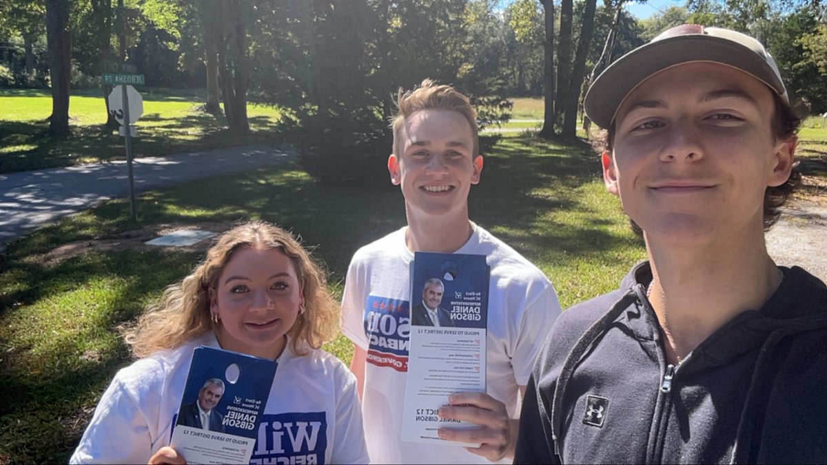 TeamWilsonSC's tweet photo. Some areas of the state had rain, some had sun, but all had Team Wilson knocking doors for @AGAlanWilson and the @SCGOP Republican ticket! https://t.co/VGjUqrMeNu