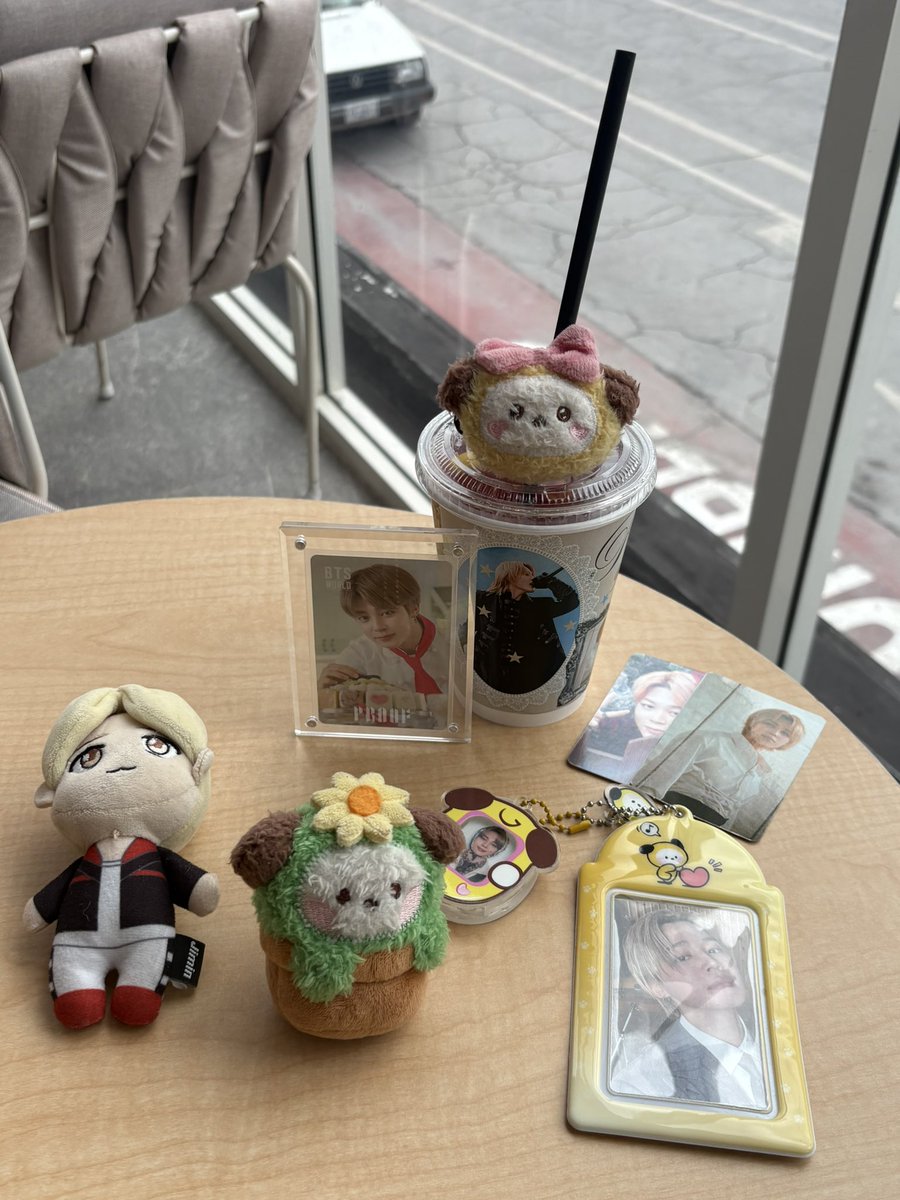jmmoonluv's tweet photo. jimin day ! ⸜(｡˃ ᵕ ˂ )⸝ ♡₊˚ 🐣 ・₊✧ https://t.co/4CBT2XAGnH