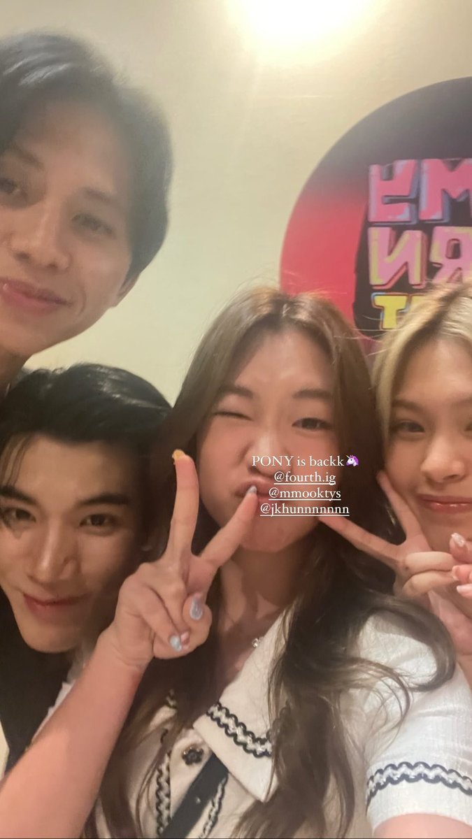 heavenlyeuri's tweet photo. Pony Gang comeback😭🦄

2023: My Turn Concert
2026: OH MY FOURTH Concert

KEEP GOING AMAZING FOURTH
#FourthConcertD2 https://t.co/DJRMo4t78I